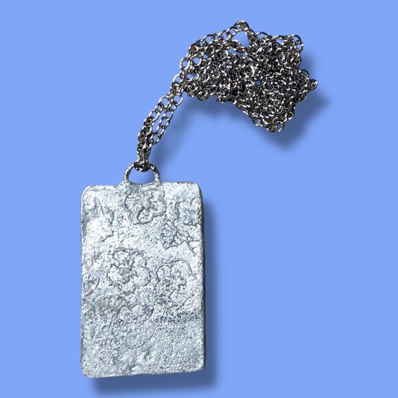 Handmade Christmas Pendant Necklace With USA 22 Stamp Design Decoupaged & Hand-P - Picture 6 of 8